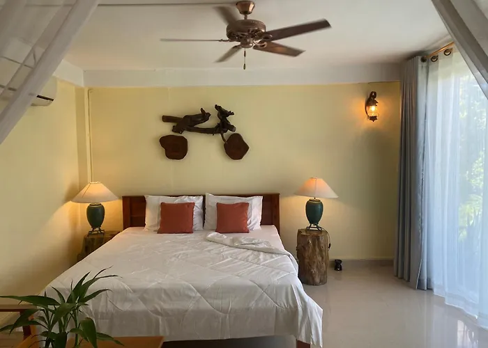 Kwatera prywatna Yellow Natural House Siem Reap