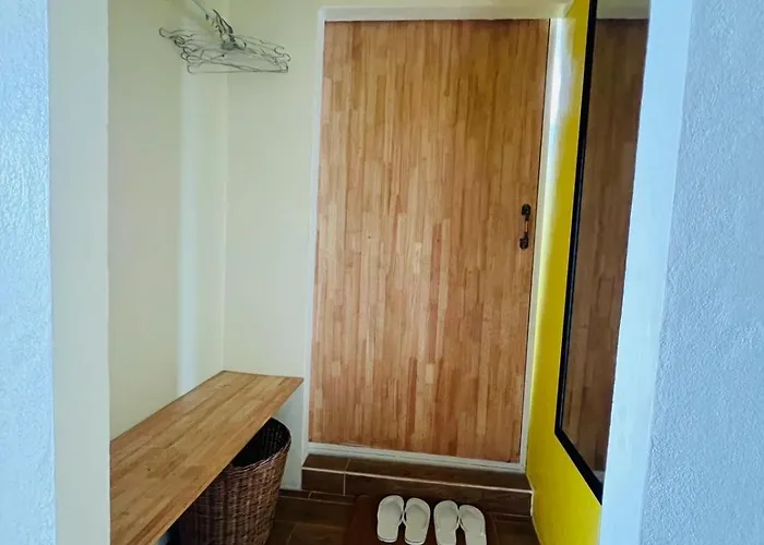 Yellow Natural House Kwatera prywatna
