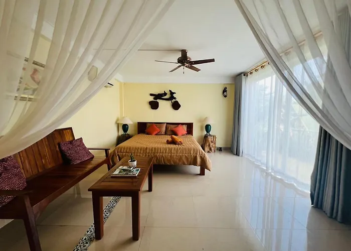 Yellow Natural House Siem Reap